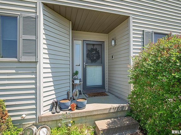 5th image of 1601 Fairway Ln #B