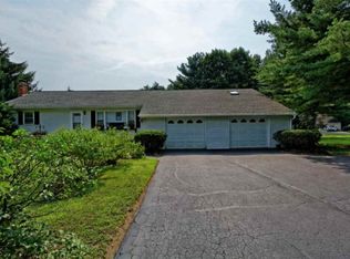 5 Jones Rd, Saratoga Springs, NY 12866