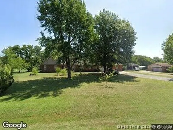 9419 S Highland St E, Broken Arrow, OK 74014
