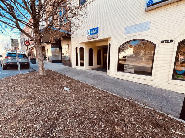 915 Main St