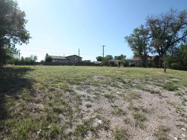 1310 W B St, Torrington, WY 82240