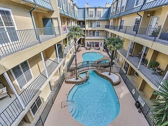 1st image of 921 Marine Dr APT 322