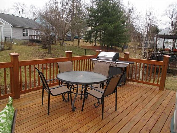 5th image of 2273 S Sweetbriar Ct