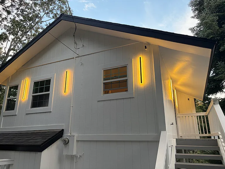 805 E Victoria Ct — Photo 19