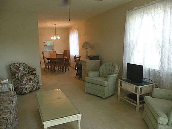 3rd image of 1225 NW 21st St #15-1515