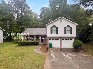 1487 Saint Dunstans Rd, Lithonia, GA 30058