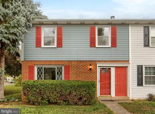 5400 Oxford Dr, Mechanicsburg, PA 17055