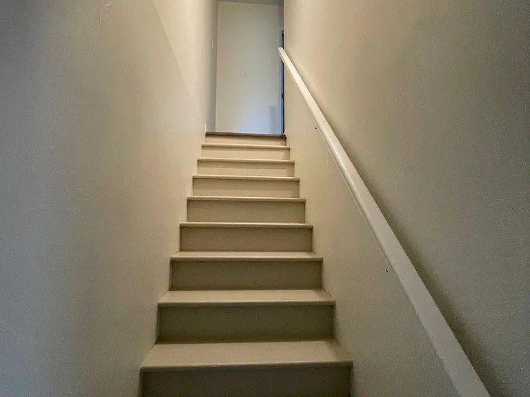 33 E Cowan St #33 — Photo 10