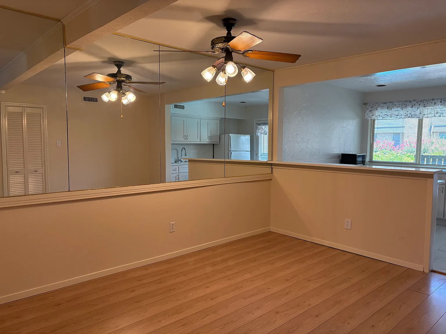2 bed, 1122 sqft, $1,850 — Photo 3