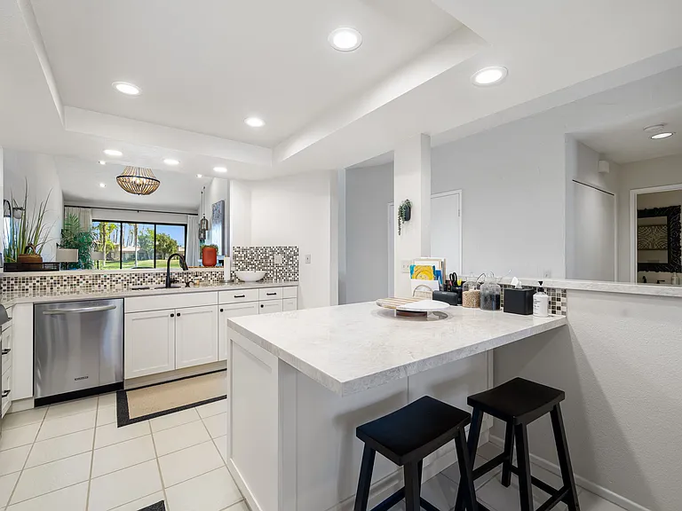 54492 Shoal Crk — Photo 24
