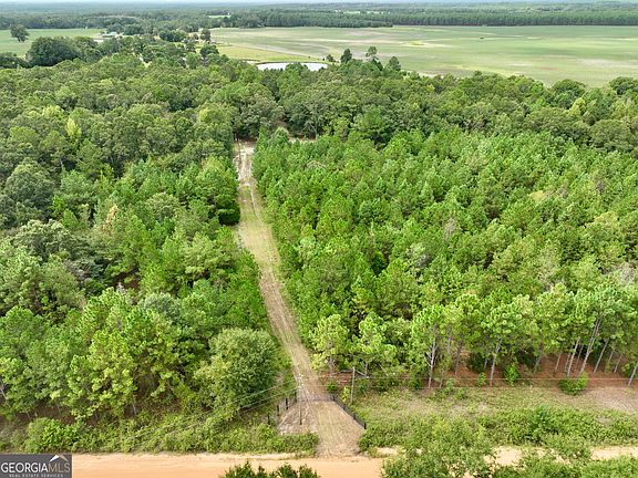 2nd image of 79 Stewart Rd