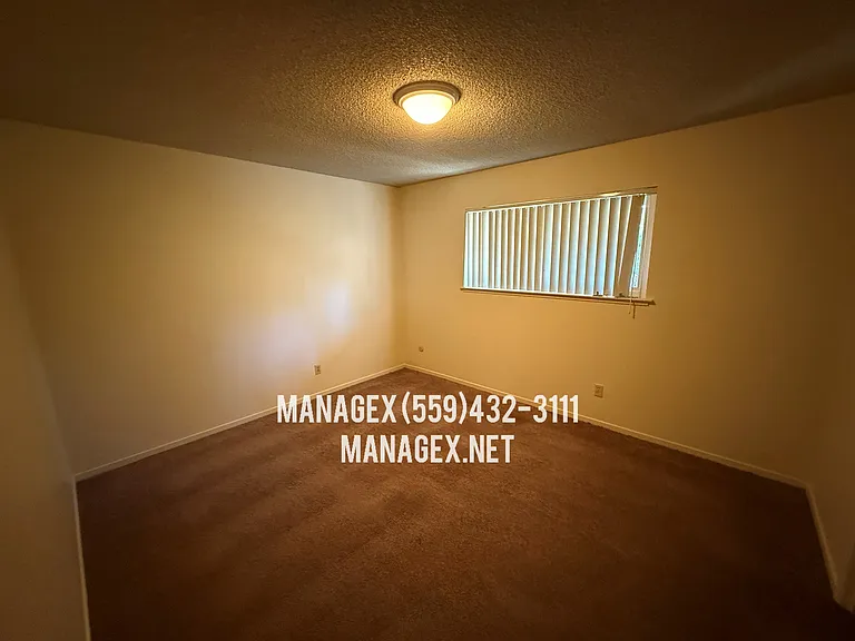 4671 N Glenn Ave #107 — Photo 8
