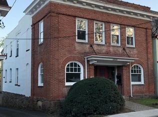 124 E State St APT 2W, Doylestown, PA 18901