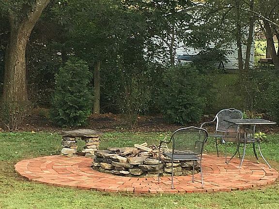 3rd image of 334 Crimson Dr