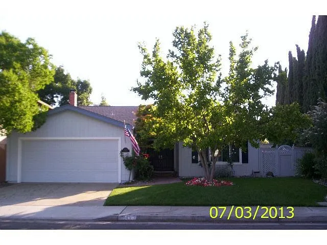 15145 Venetian Way photo 1