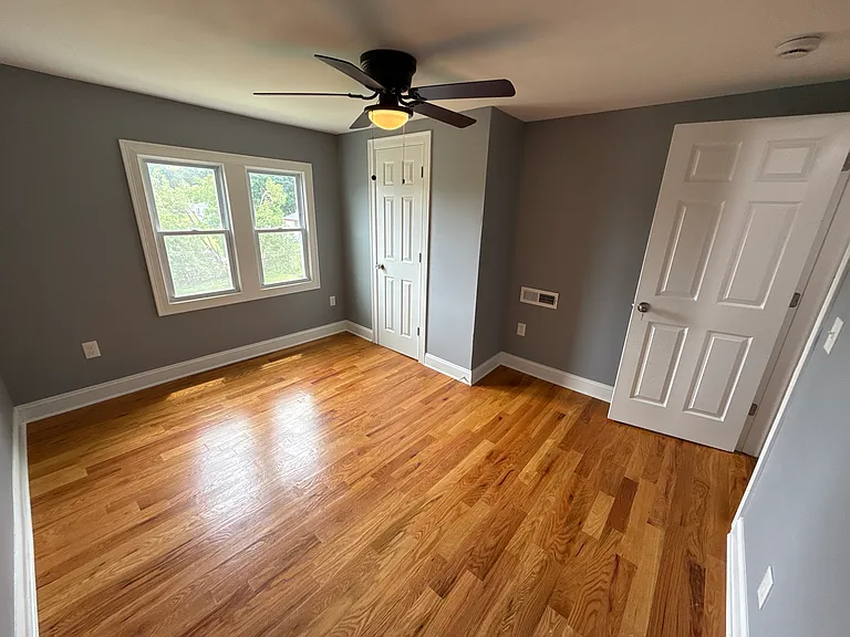 138 Lafayette St #2 — Photo 30