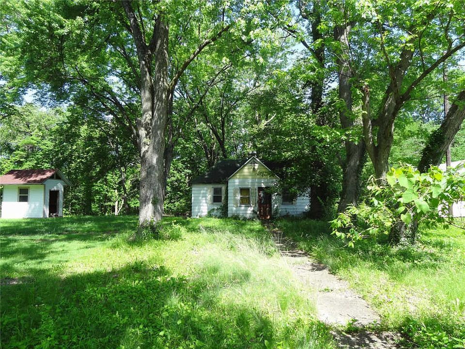 2nd image of 515 Penn St