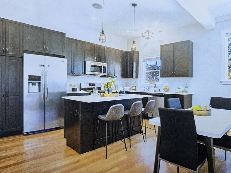206 Winthrop St — Photo 8