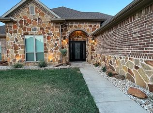 118 Sika Ct, Azle, TX 76020