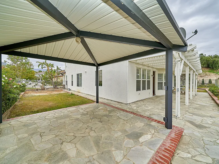 7455 Chanteclair Ct — Photo 45