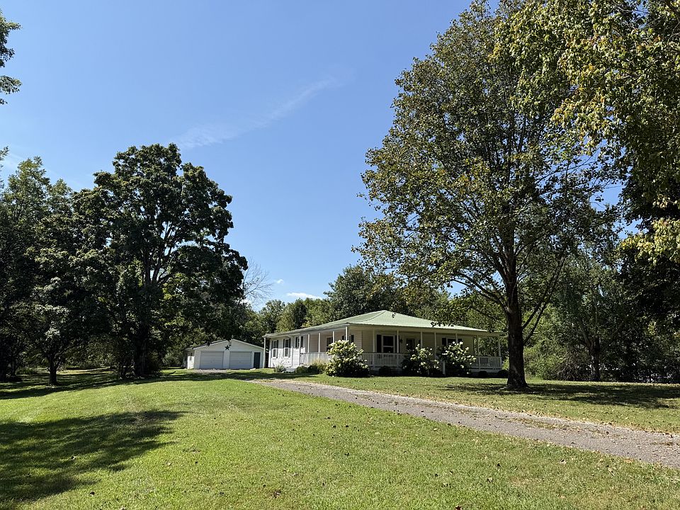 1st image of 645 Neals Ln