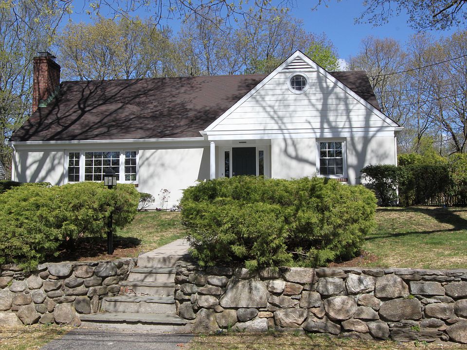 1st image of 11 Manor Rd