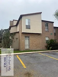 Photo 1 of 15 - 4601 Carmen Ave #1704 - Rancho Viejo, TX Primary Photo - 4601 Carmen Ave #1704
