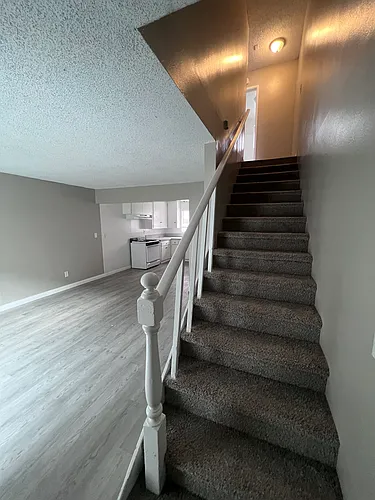 Greenwood Apartments Photo 1