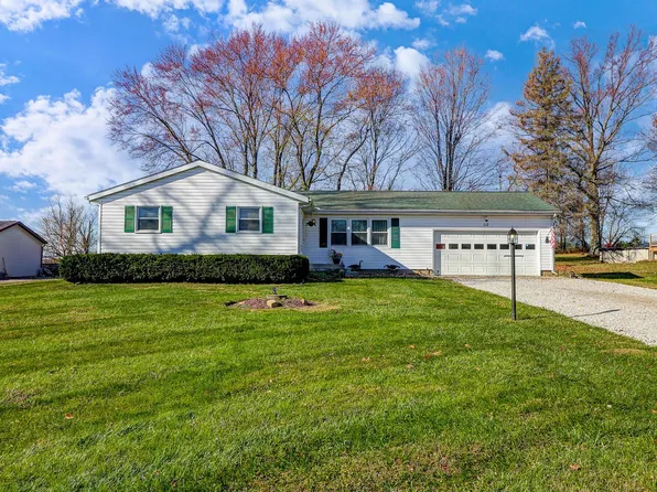 112 Hillcrest Dr SE, Heath, OH 43056