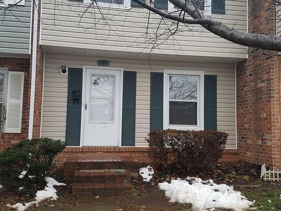 2nd image of 129 Kettering Ln