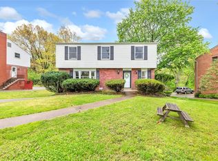 1788 Hassam Rd, Coraopolis, PA 15108