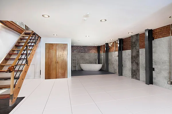 Rented by Stribling | media 33