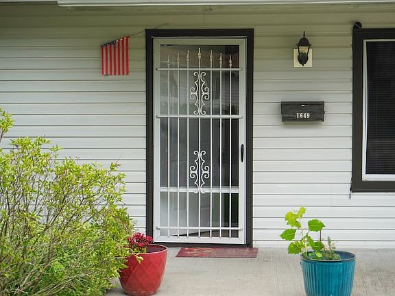 5th image of 1649 Dale Ridge Rd