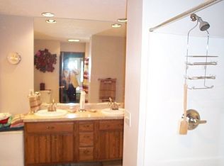 22 Jester Ct, Tobyhanna, PA 18466