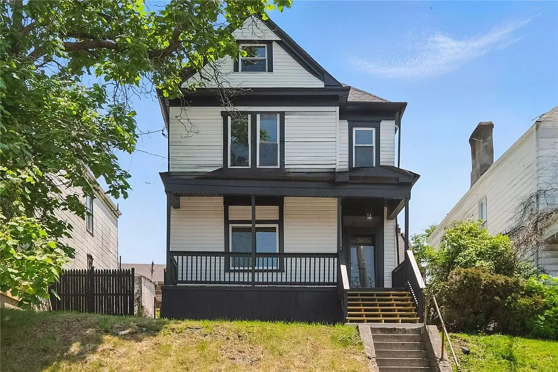 104 Kirk Ave photo 1
