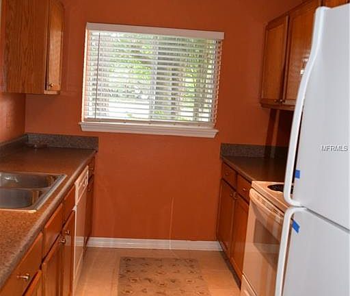 3rd image of 1737 Parakeet Way Unit 610