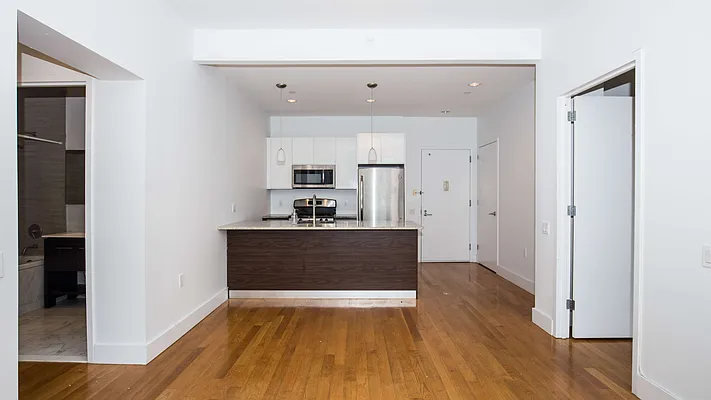 Rented by Nooklyn NYC LLC | media 67