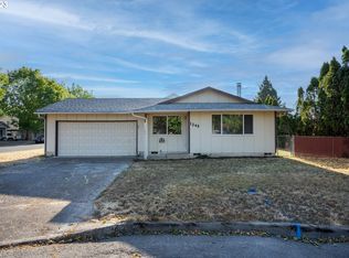 1245 N Adams St, Lafayette, OR 97127