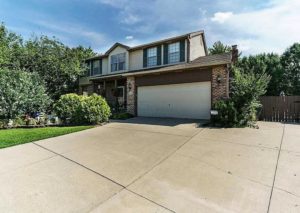 1st image of 2318 Stonelick Ct