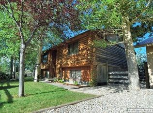 59 Russian Olive Ln, Lander, WY 82520