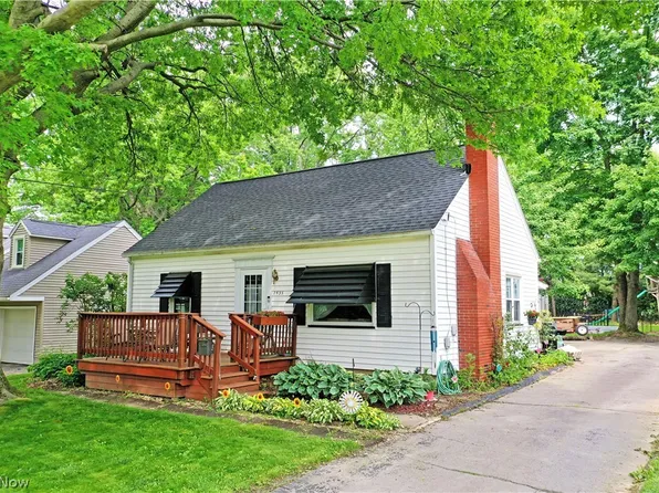 7435 Westview Dr, Boardman, OH 44512