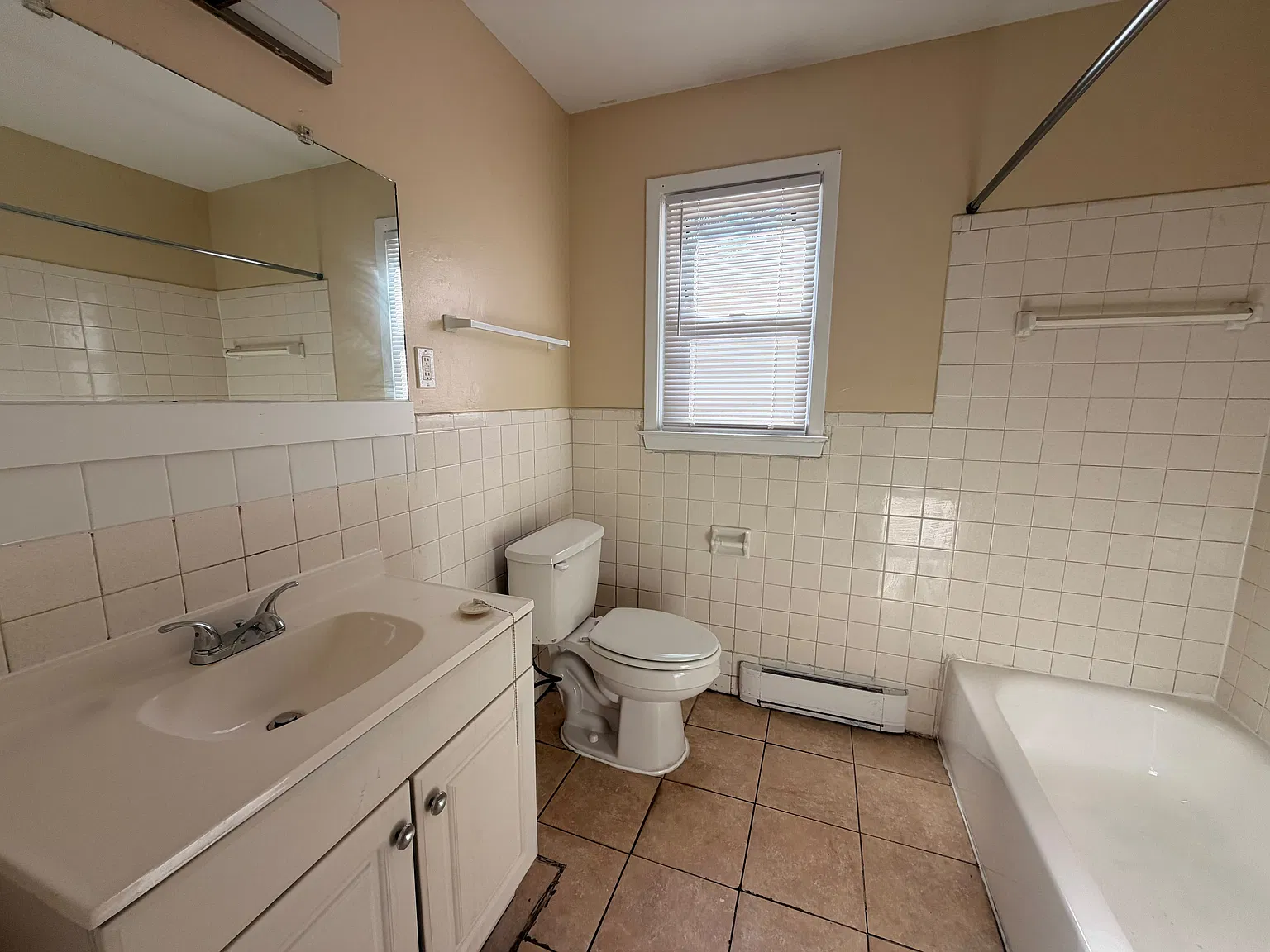 2 bed, $1,675 — Photo 4