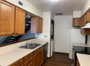 821 Camino Ct #15, Redding, CA 96002