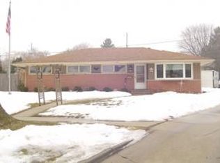 3747 S Griffin Ave, Milwaukee, WI 53207