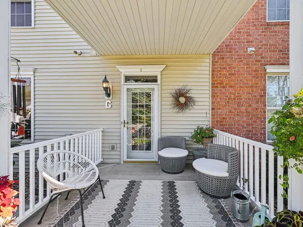 100 West Garfield Street #G, Mount Horeb, WI 53572