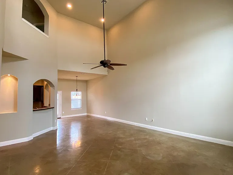 3132 Stallion Dr — Photo 3