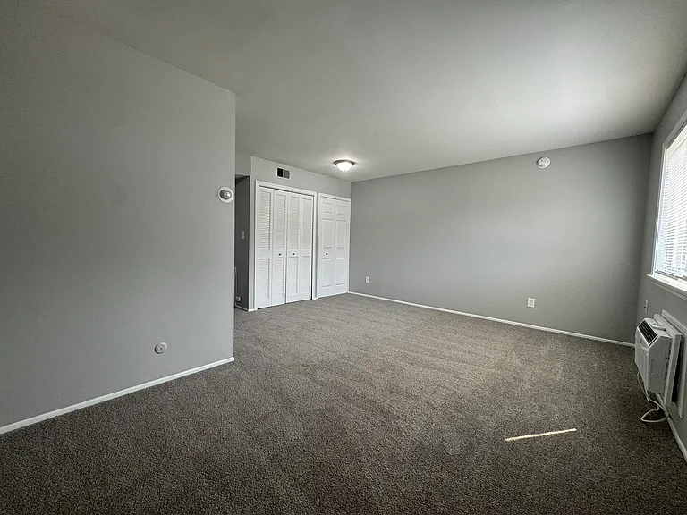 4441 Oakwood Blvd #1 — Photo 2