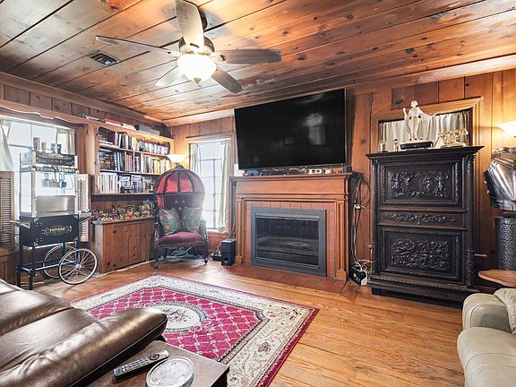 4th image of 1225 E Union Bower Rd