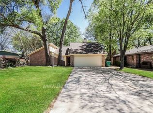 3 Flint St, Conroe, TX 77301