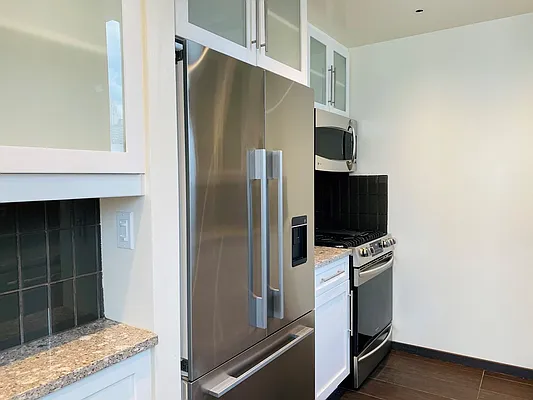 Rented by Corcoran | media 41